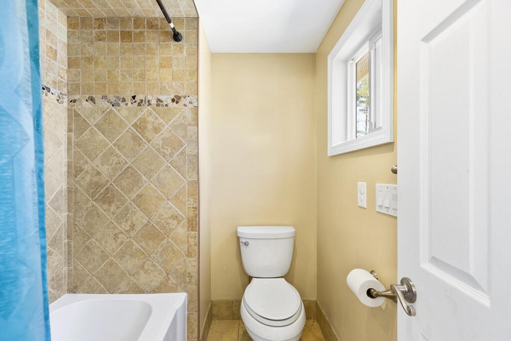 102 Jackman Street Georgetown, MA 01833 - Photo 29 of 40 Gallery Image 29