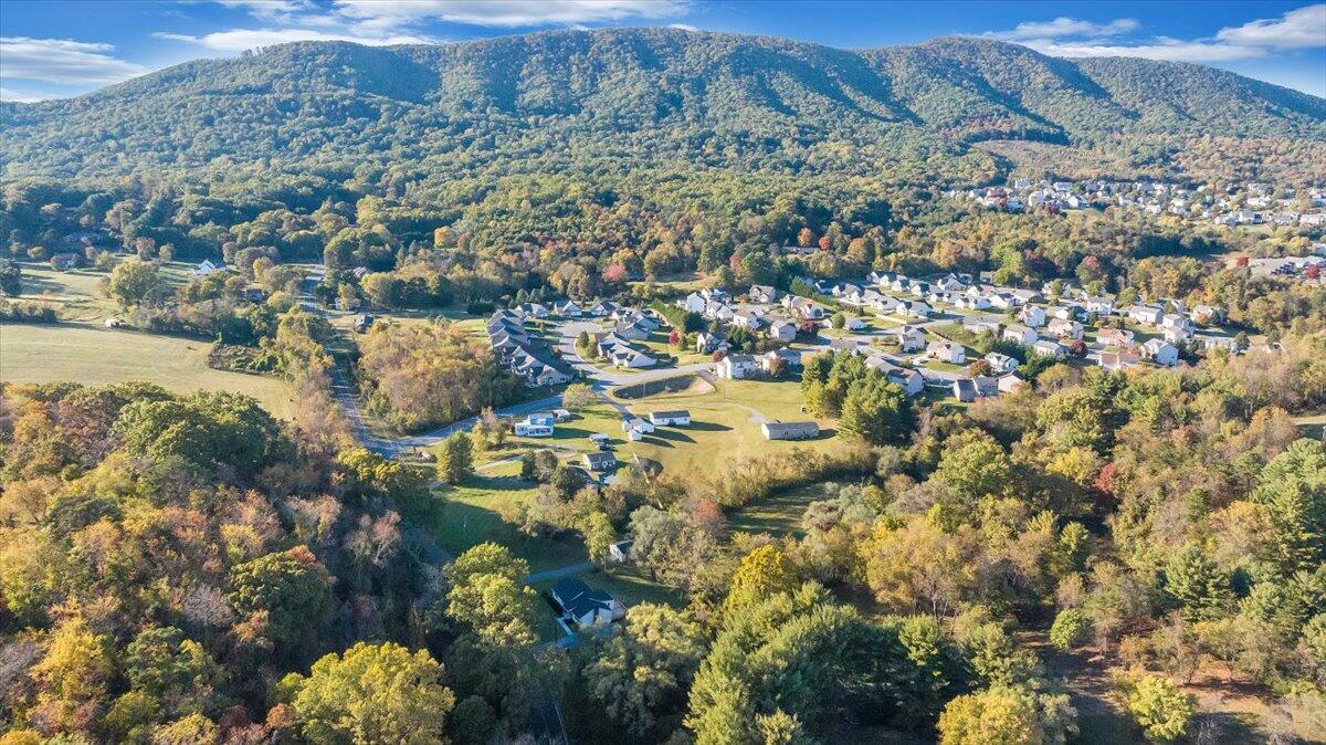 2626 East Ruritan Road Roanoke, VA 24012 - Photo 59 of 68 60-DJI_20241021165219_0013_D_MIB