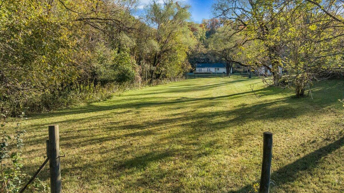 2626 East Ruritan Road Roanoke, VA 24012 - Photo 63 of 68 64-DJI_20241021165529_0018_D_MIB