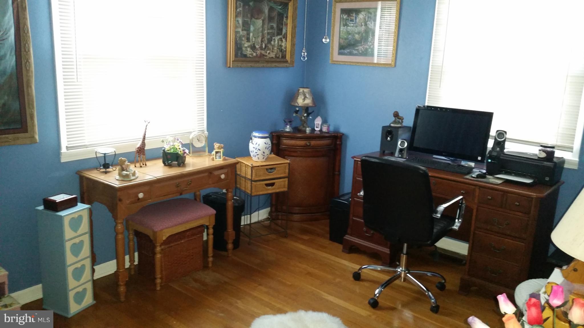 225 West Ash Road Sterling, VA 20164 - Photo 15 of 22 Bedroom