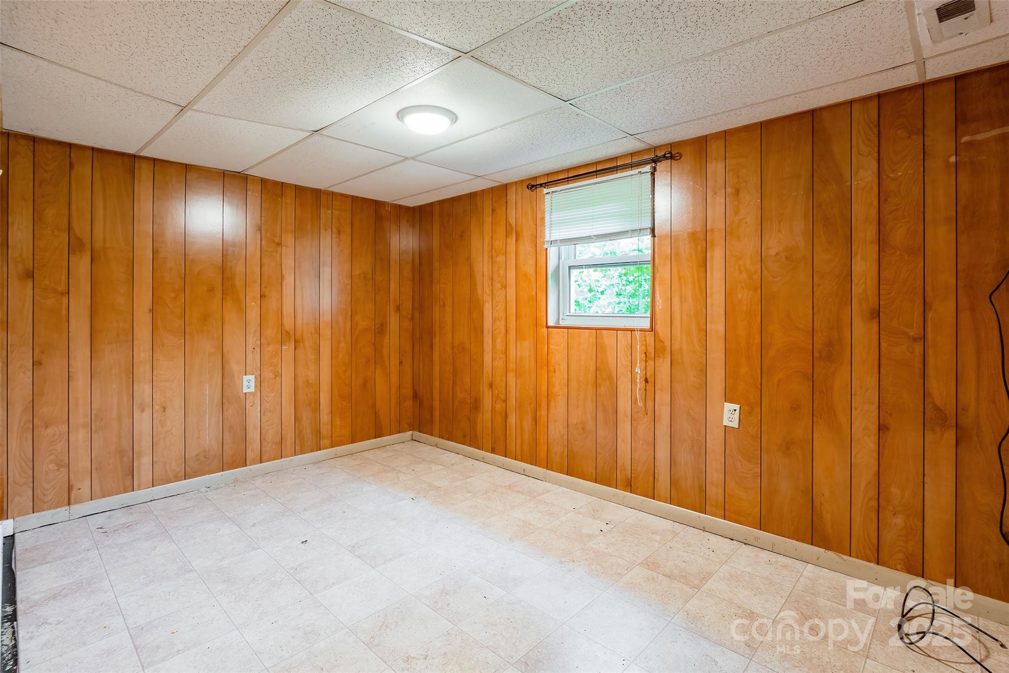 2675 Tablerock Road Lenoir, NC 28645 - Photo 21 of 31 an empty room with windows