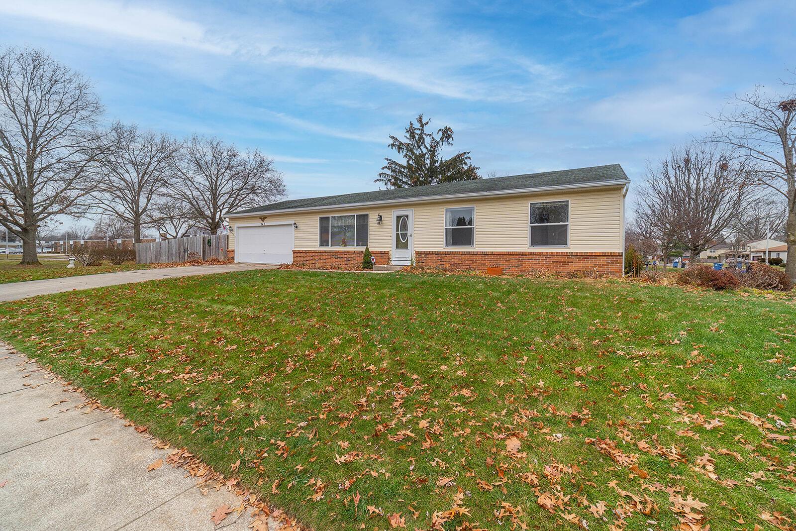240 Chapelfield Road Columbus, OH 43230 - Photo 3 of 45 240 Chapelfield Road-2