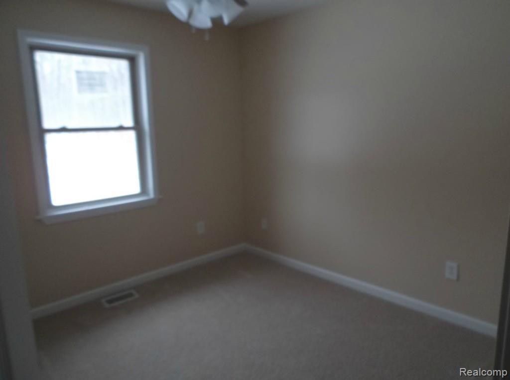 44545 Dunn Road Belleville, MI 48111 - Photo 8 of 12