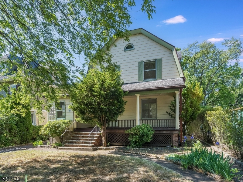 7 Gardiner Place, Montclair, NJ 07042 Compass