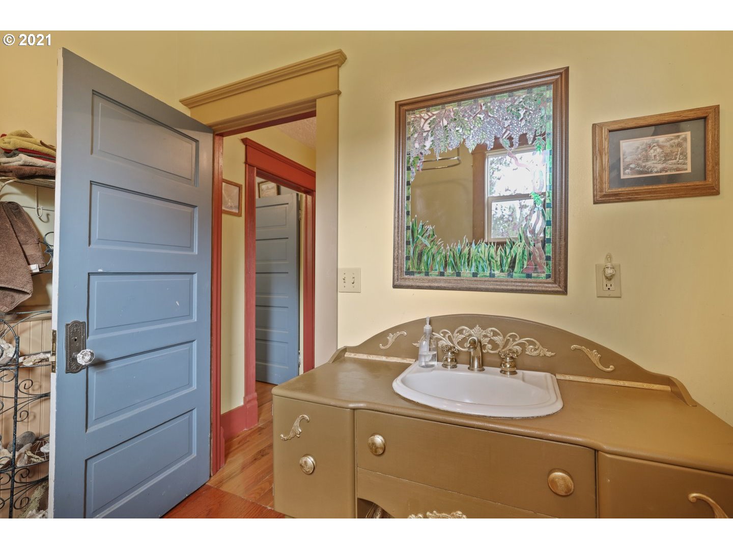 1735 Southwest Stringtown Road Forest Grove, OR 97116 - Photo 14 of 32