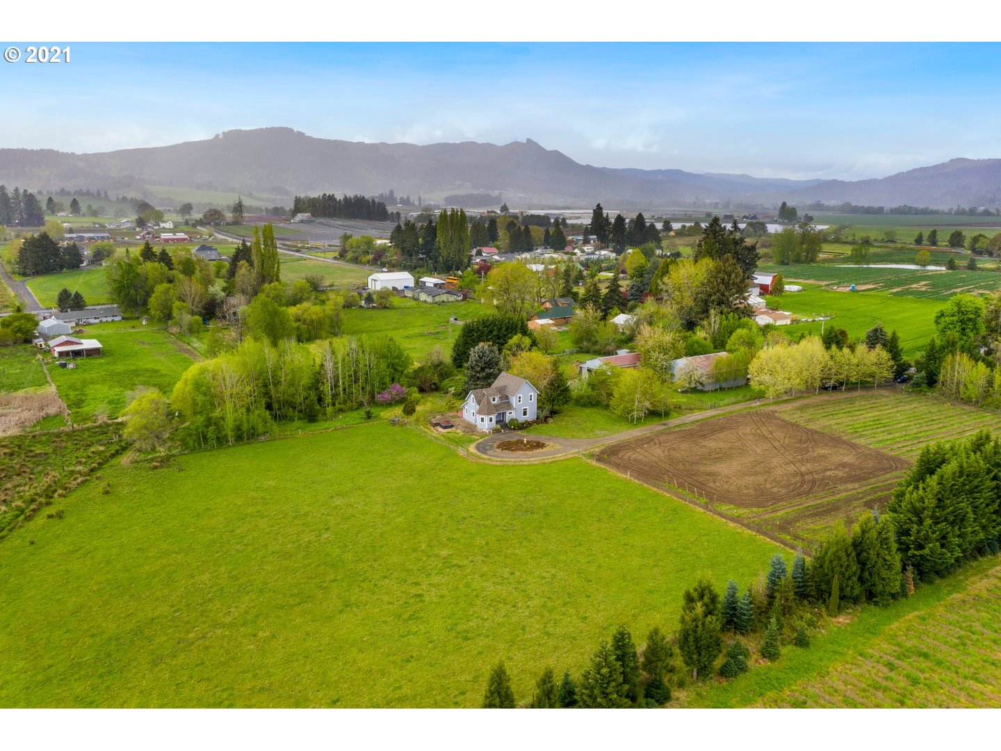 1735 Southwest Stringtown Road Forest Grove, OR 97116 - Photo 30 of 32