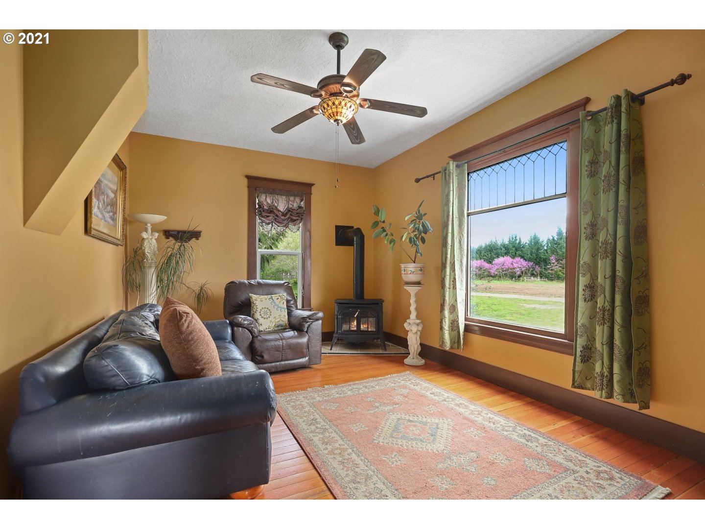 1735 Southwest Stringtown Road Forest Grove, OR 97116 - Photo 5 of 32
