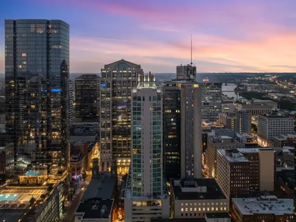 $925,000 | 415 Church Street, Unit 1801, Nashville, TN 37219