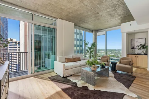 $925,000 | 415 Church Street, Unit 1801, Nashville, TN 37219