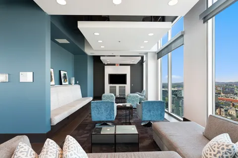 $925,000 | 415 Church Street, Unit 1801, Nashville, TN 37219