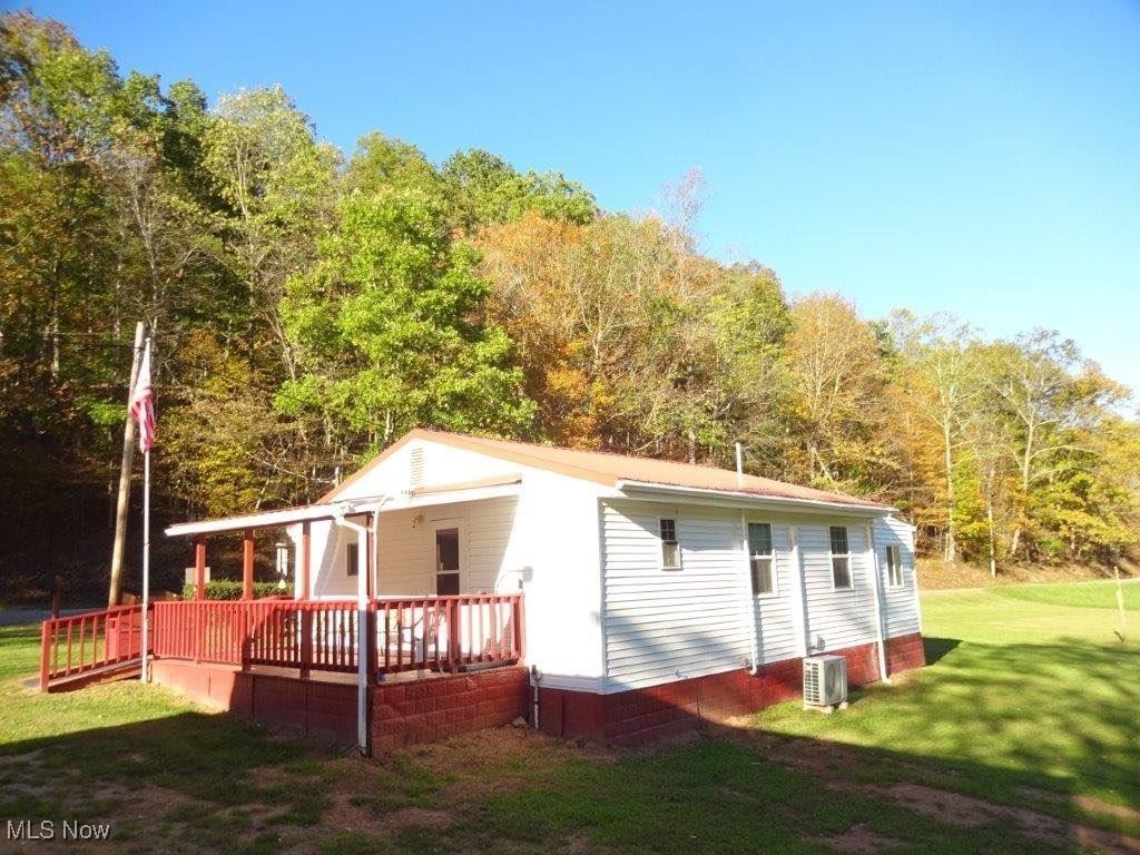 1281 Seaman Fork Road Reedy, WV 25270 - Photo 2 of 37