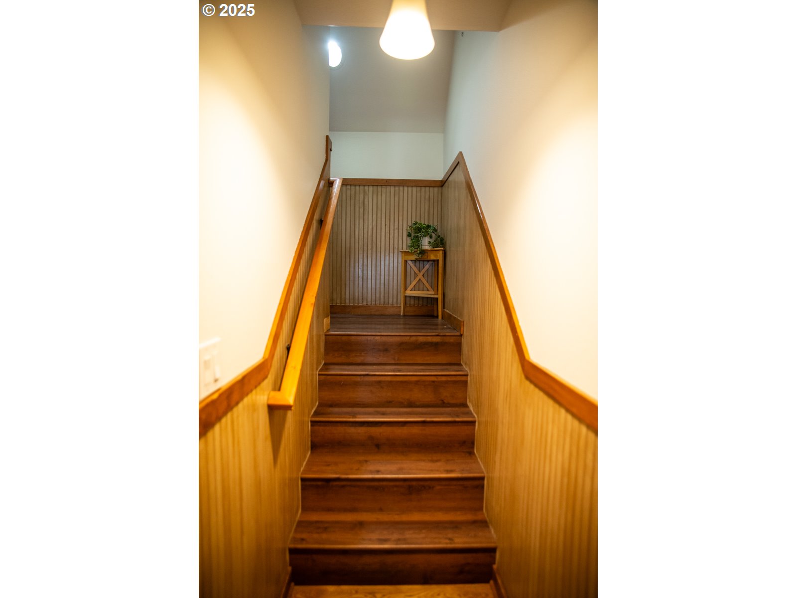 62725 Eagle Road Bend, OR 97701 - Photo 17 of 39 a view of entryway