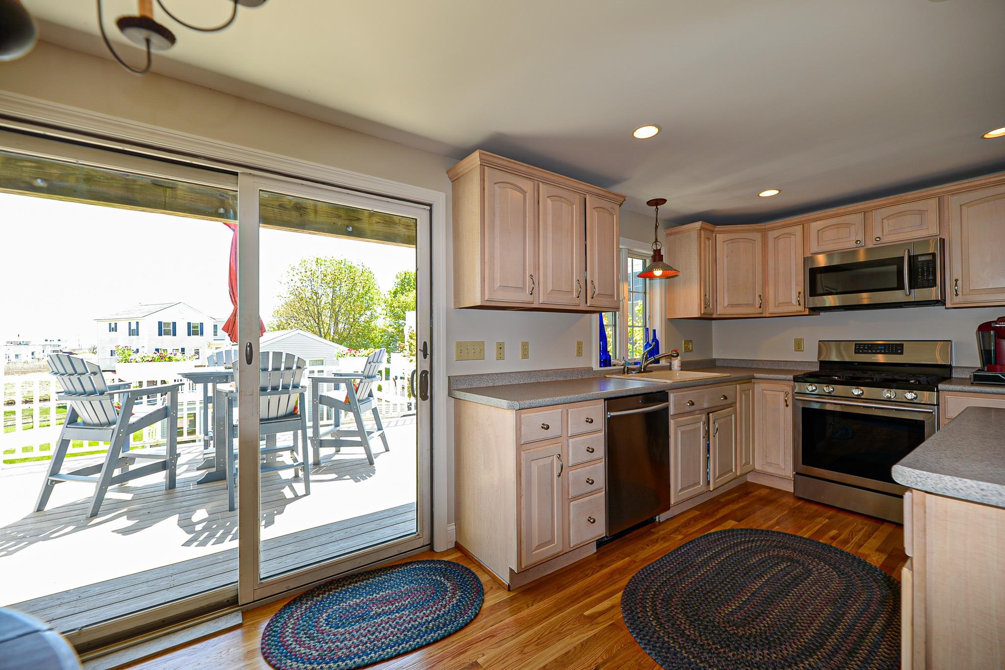 4 Crest Street Hampton, NH 03842 - Photo 11 of 40