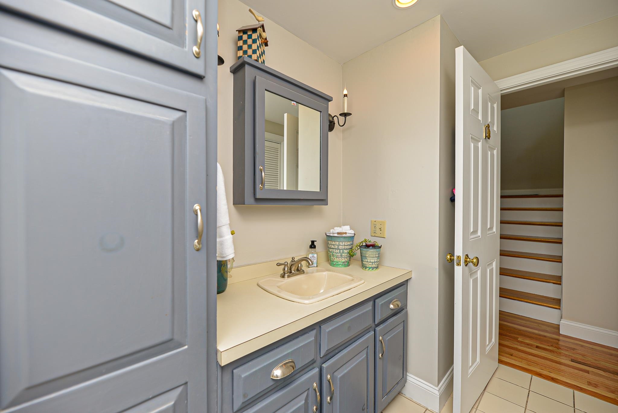 4 Crest Street Hampton, NH 03842 - Photo 17 of 40