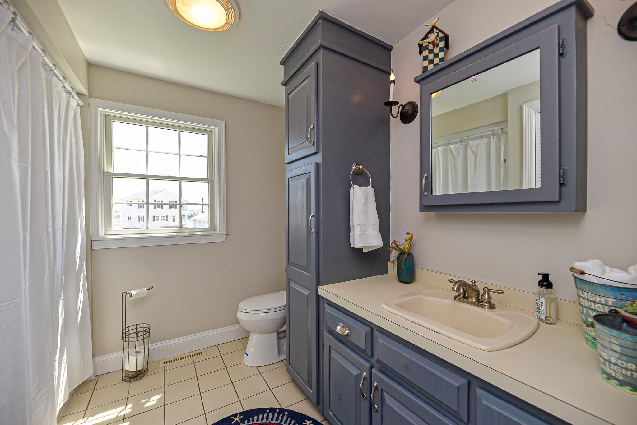 4 Crest Street Hampton, NH 03842 - Photo 18 of 40