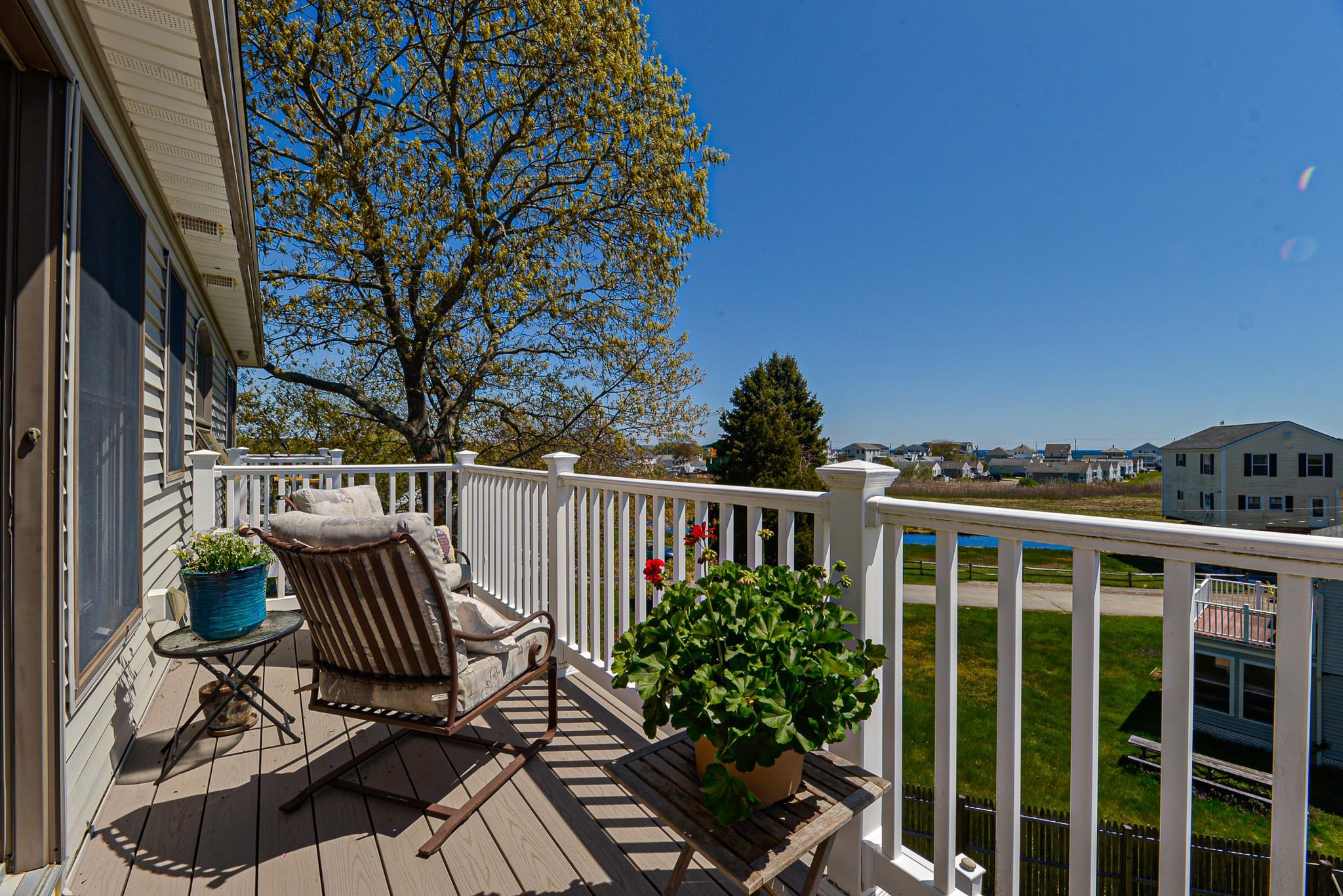 4 Crest Street Hampton, NH 03842 - Photo 23 of 40