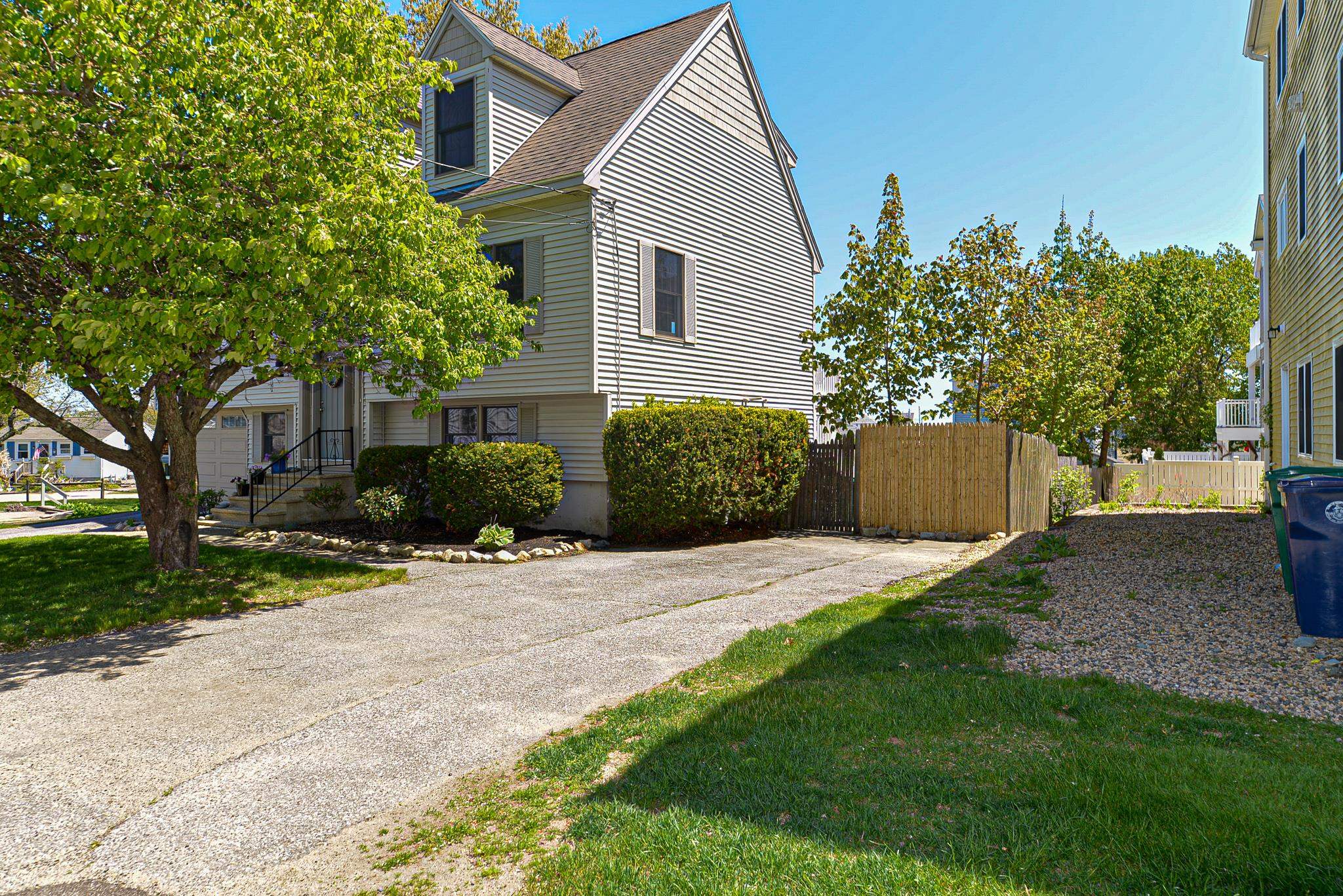 4 Crest Street Hampton, NH 03842 - Photo 36 of 40