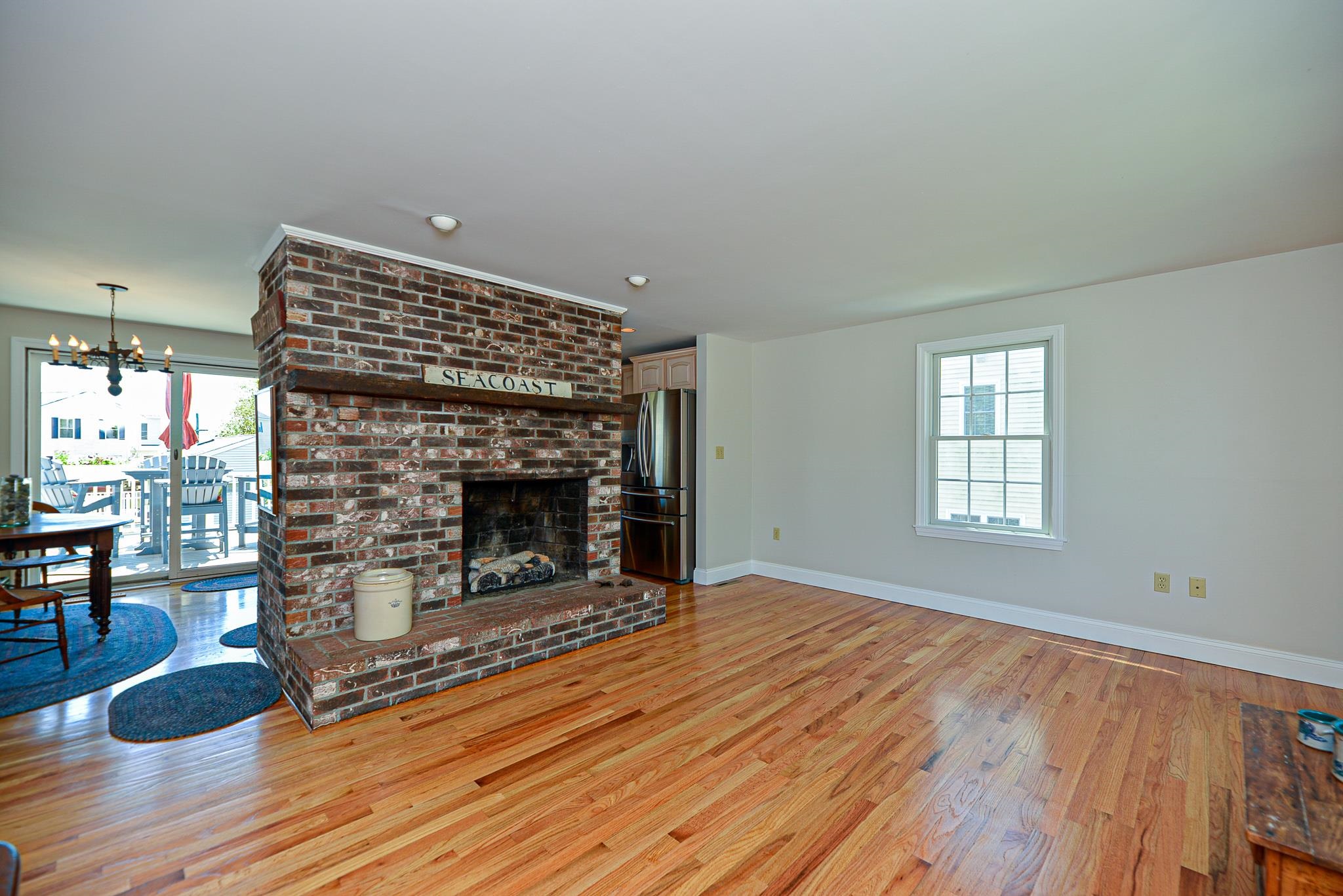 4 Crest Street Hampton, NH 03842 - Photo 5 of 40