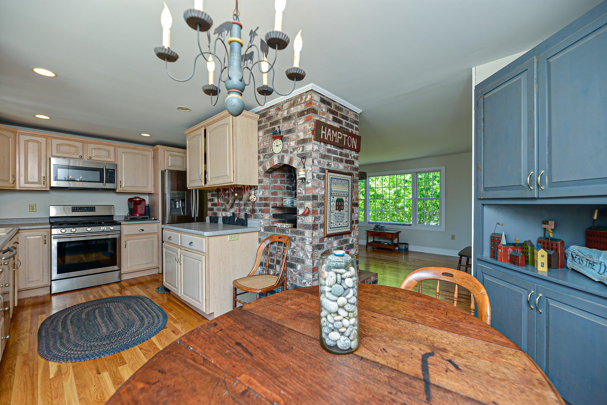 4 Crest Street Hampton, NH 03842 - Photo 9 of 40