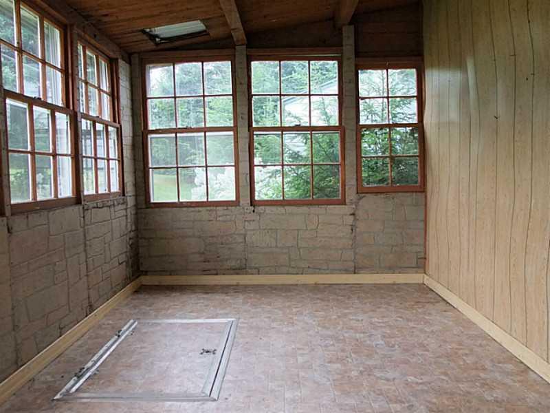 834 Calais Road Houlton, ME 04730 - Photo 18 of 35 Sunroom.
