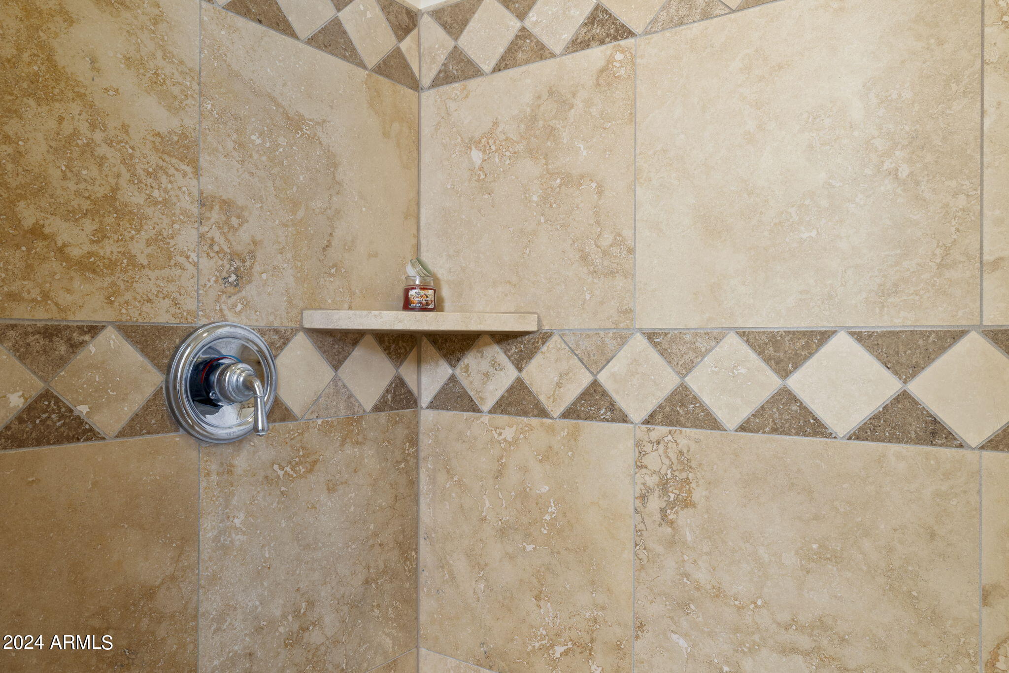 2318 East Carlise Road Phoenix, AZ 85086 - Photo 30 of 52 Secondary Master Suite Bathroom
