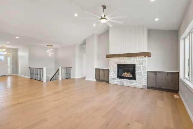 $829,900 | 3005 Wellington, Cottage Grove, WI 53527