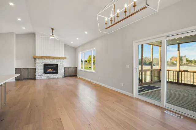 $829,900 | 3005 Wellington, Cottage Grove, WI 53527