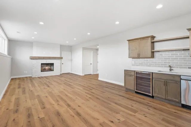 $829,900 | 3005 Wellington, Cottage Grove, WI 53527