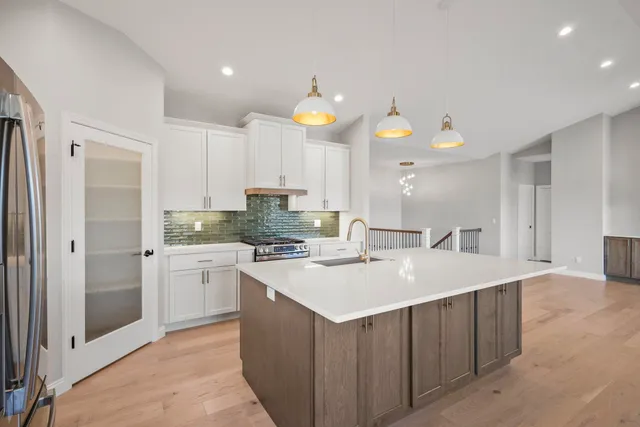 $829,900 | 3005 Wellington, Cottage Grove, WI 53527