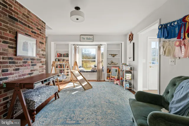 $639,900 | 7164 Bunker Hill Road, The Plains, VA 20198