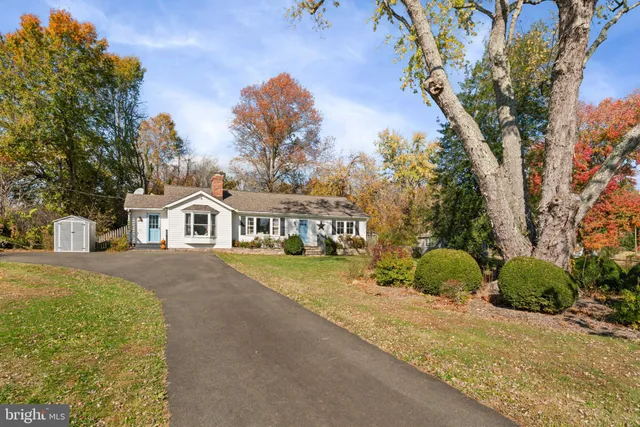 $639,900 | 7164 Bunker Hill Road, The Plains, VA 20198