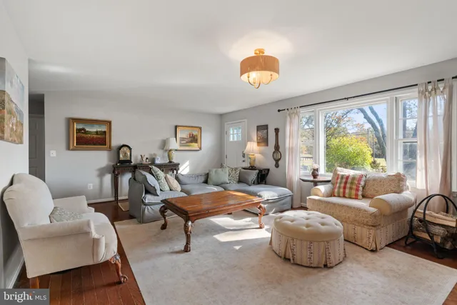 $639,900 | 7164 Bunker Hill Road, The Plains, VA 20198