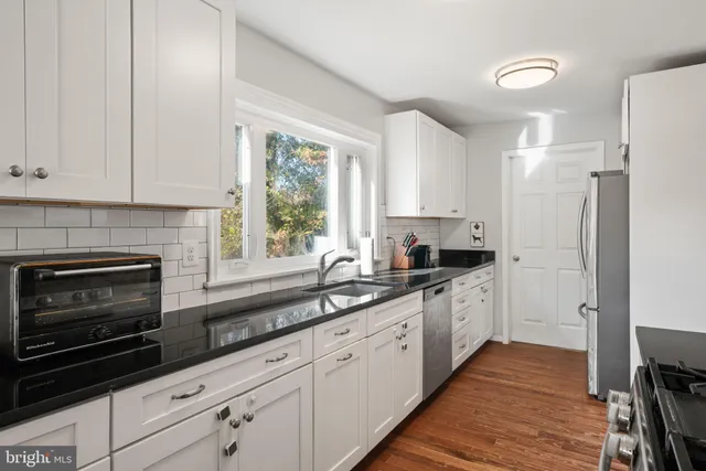 $639,900 | 7164 Bunker Hill Road, The Plains, VA 20198