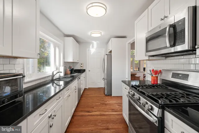 $639,900 | 7164 Bunker Hill Road, The Plains, VA 20198