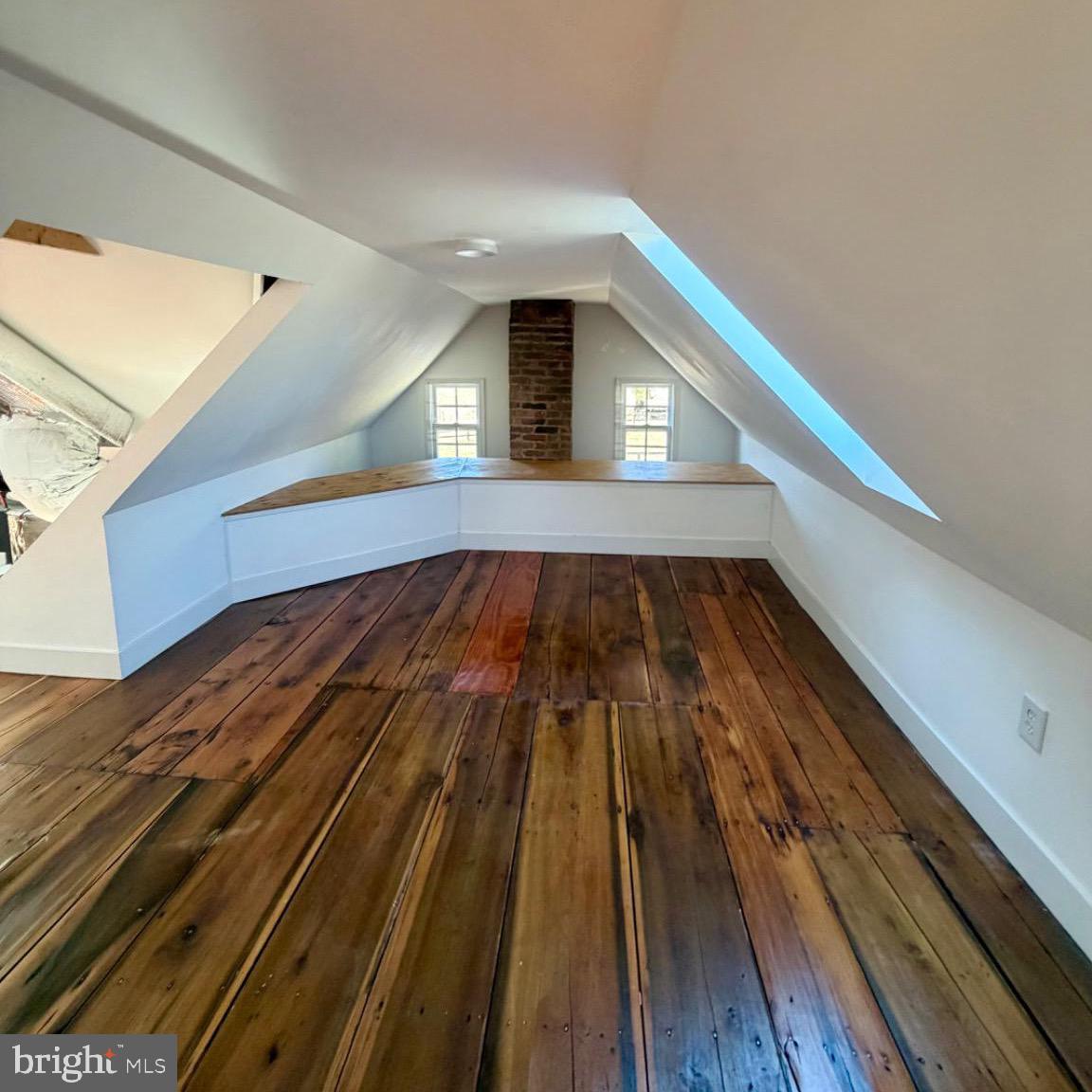 17700 Barnesville Road Dickerson, MD 20842 - Photo 18 of 20 Charming attic space with natural light.
