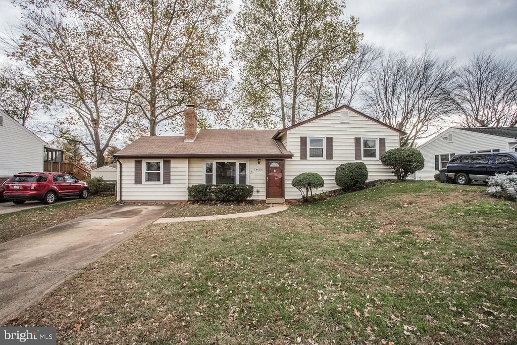 4019 Lees Corner Road Chantilly, VA 20151 - Photo 1 of 40 Gallery Image 1