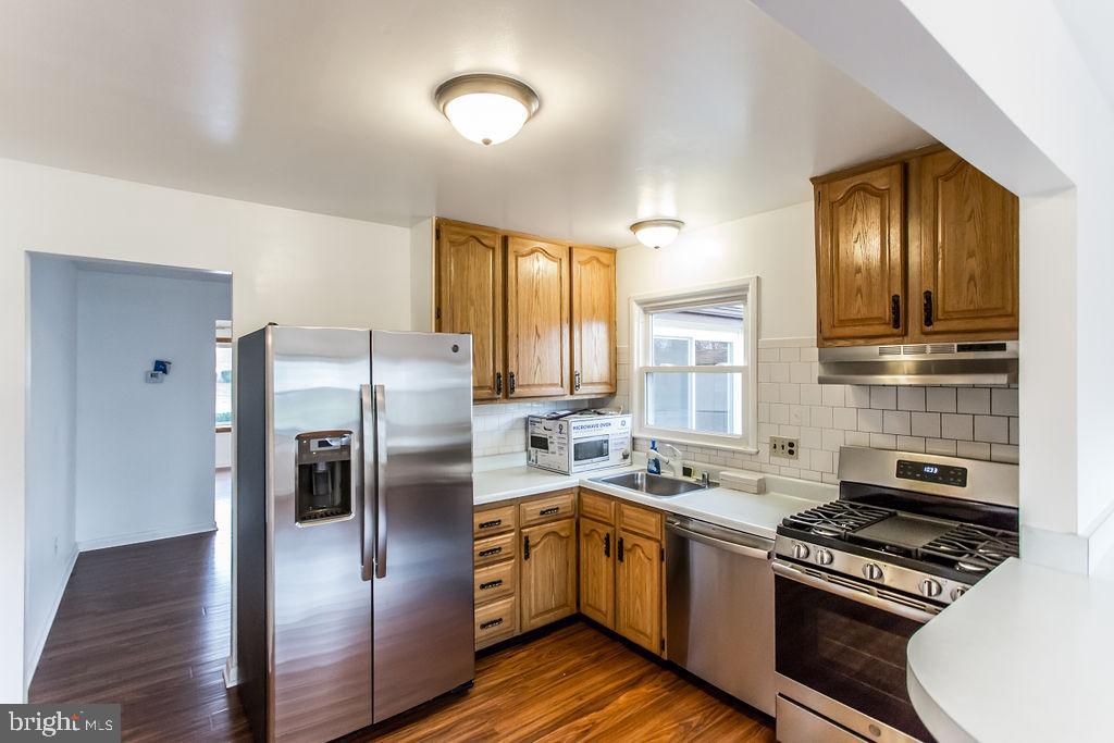 4019 Lees Corner Road Chantilly, VA 20151 - Photo 13 of 40 Gallery Image 13