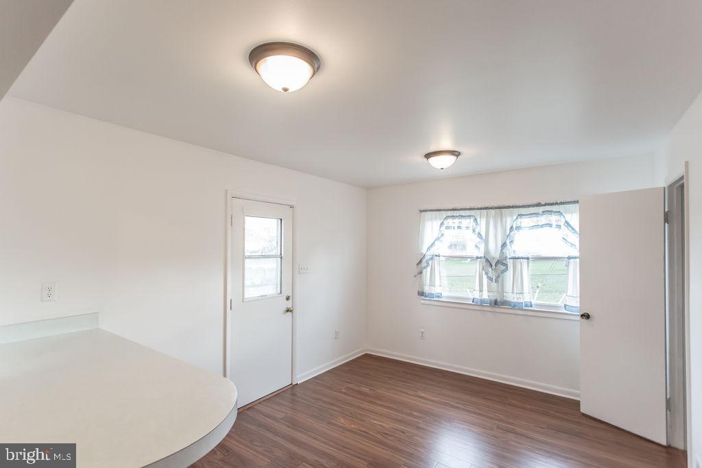 4019 Lees Corner Road Chantilly, VA 20151 - Photo 19 of 40 Gallery Image 19