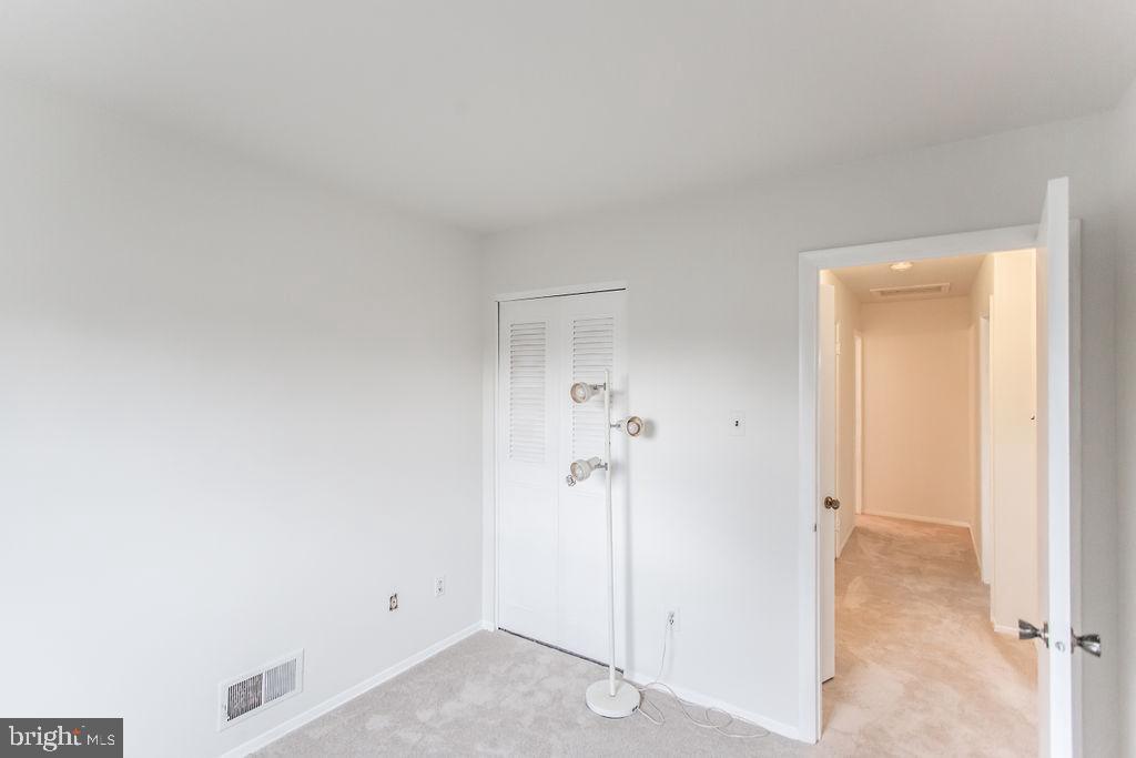 4019 Lees Corner Road Chantilly, VA 20151 - Photo 26 of 40 Gallery Image 26