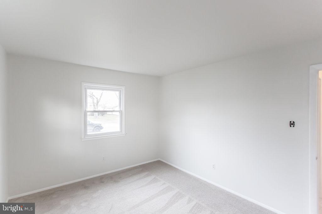 4019 Lees Corner Road Chantilly, VA 20151 - Photo 29 of 40 Gallery Image 29