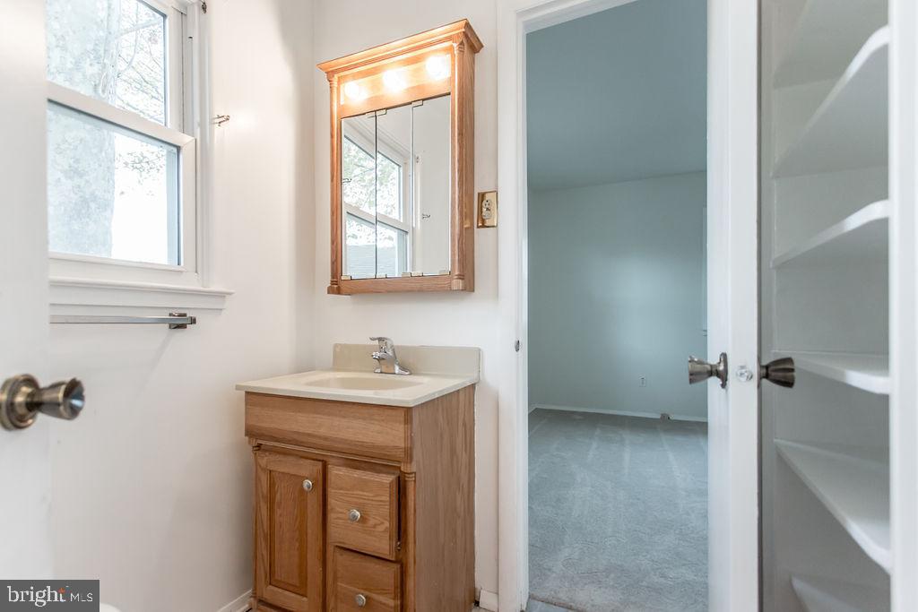 4019 Lees Corner Road Chantilly, VA 20151 - Photo 35 of 40 Gallery Image 35
