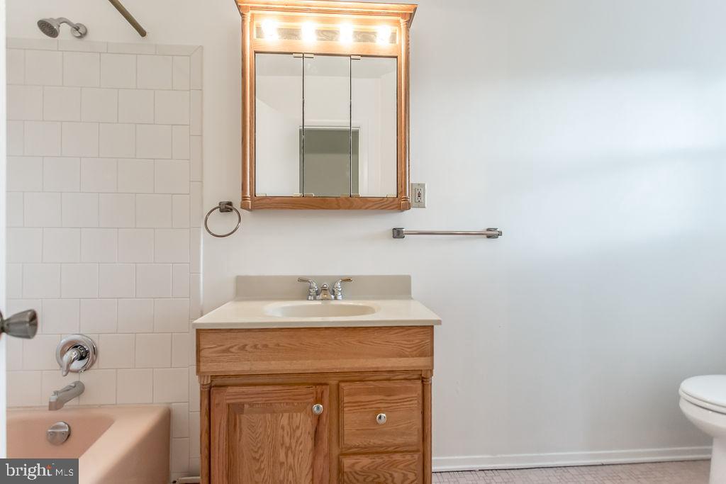 4019 Lees Corner Road Chantilly, VA 20151 - Photo 36 of 40 Gallery Image 36