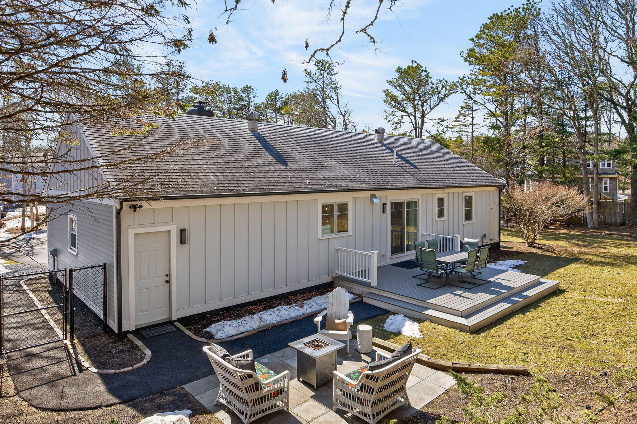 73 Braeburn Court East Falmouth, MA 02536 - Photo 4 of 38 Rear Elevation