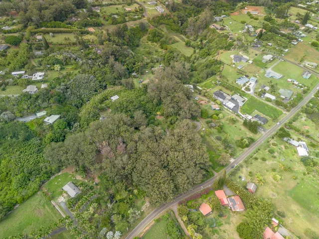 $1,100,000 | 1448 West Kuiaha Road, Haiku, HI 96708