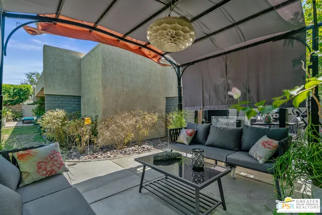 a view of a basket ball ground