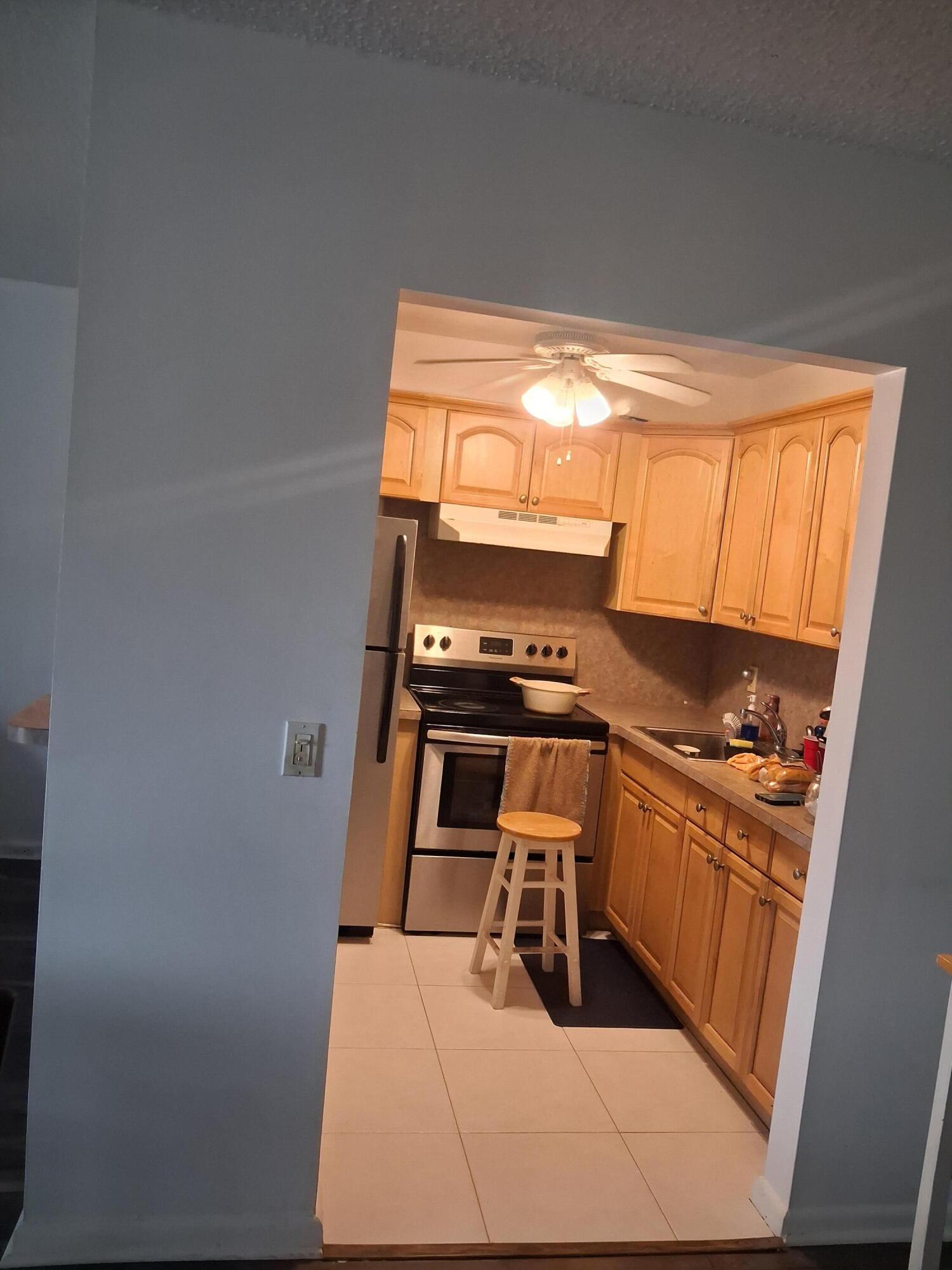 205 Fanshaw East Boca Raton, FL 33434 - Photo 3 of 3 20260909_111730