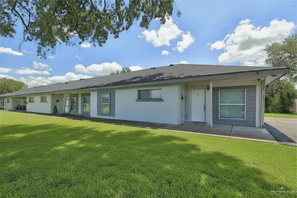 $740 | 1120 Valley View Drive, Unit B1, Weslaco, TX 78596