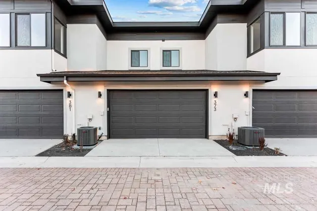 $574,900 | 357 East Lombard Lane, Eagle, ID 83616