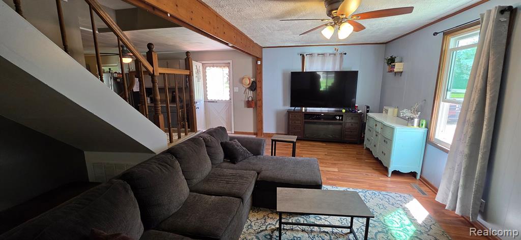 5404 Wexford Road Lansing, MI 48911 - Photo 5 of 40 Gallery Image 5