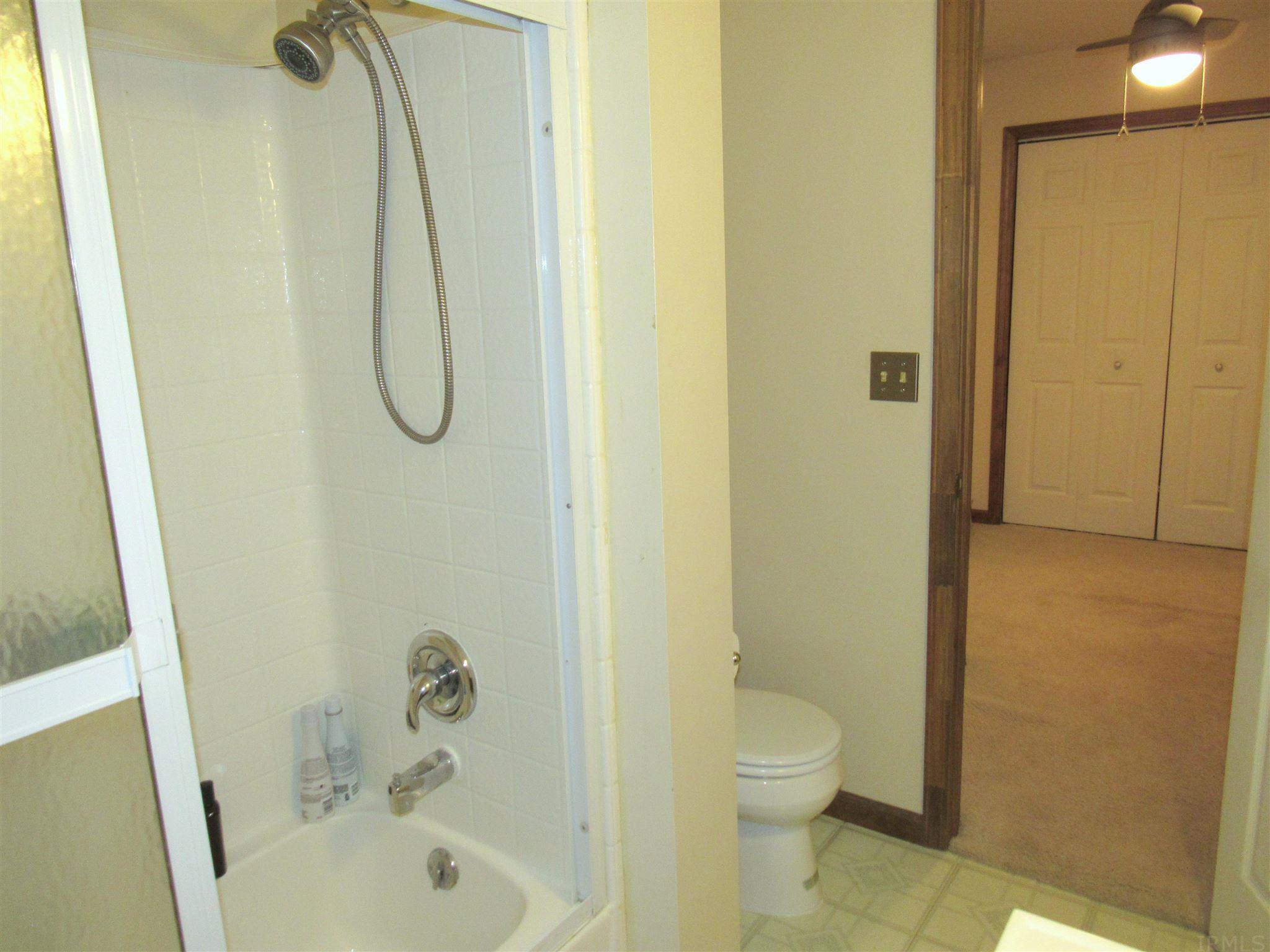 3894 East Dora Road Bloomington, IN 47408 - Photo 19 of 32